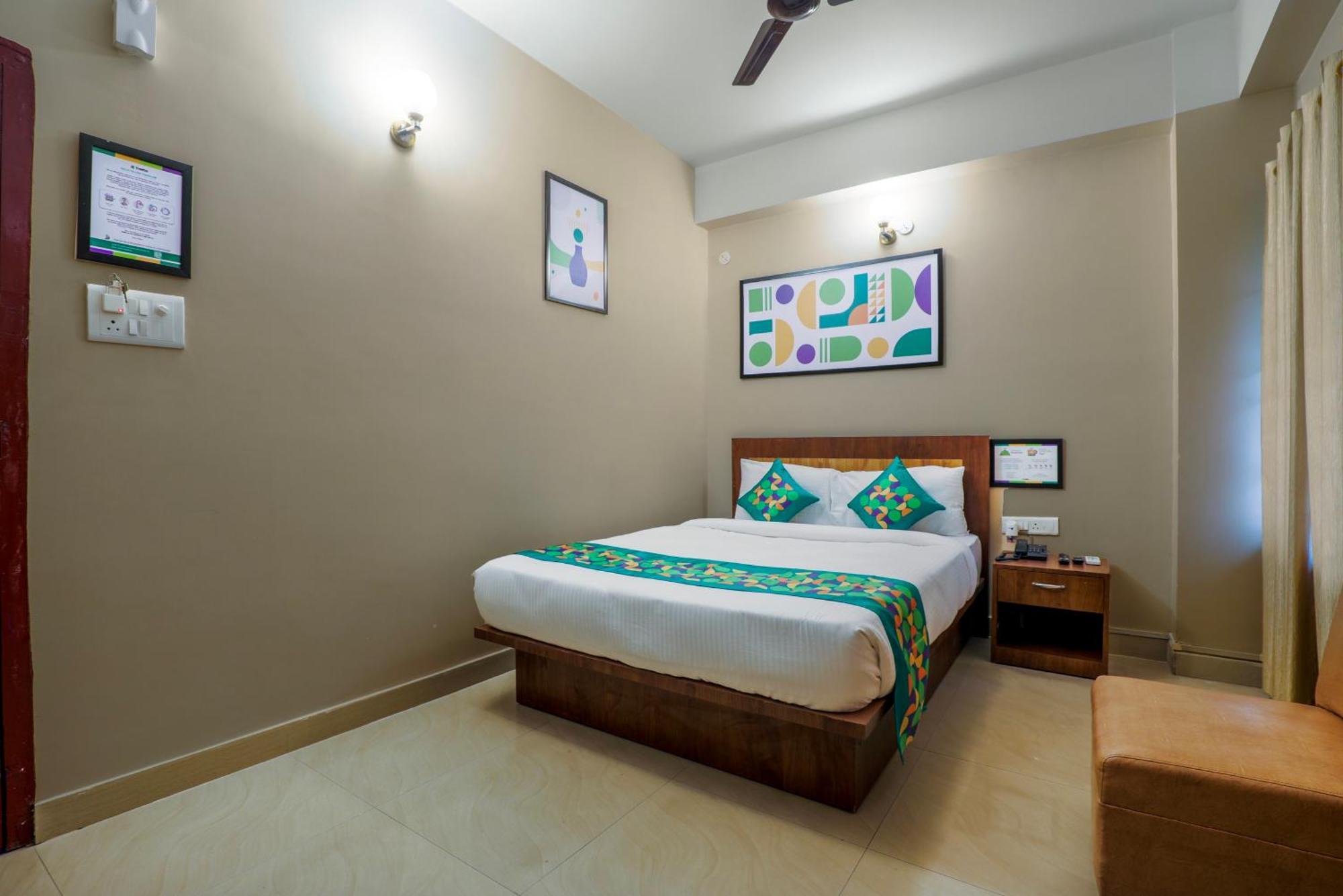Treebo Urban Oasis Inn Guwahati Exteriör bild