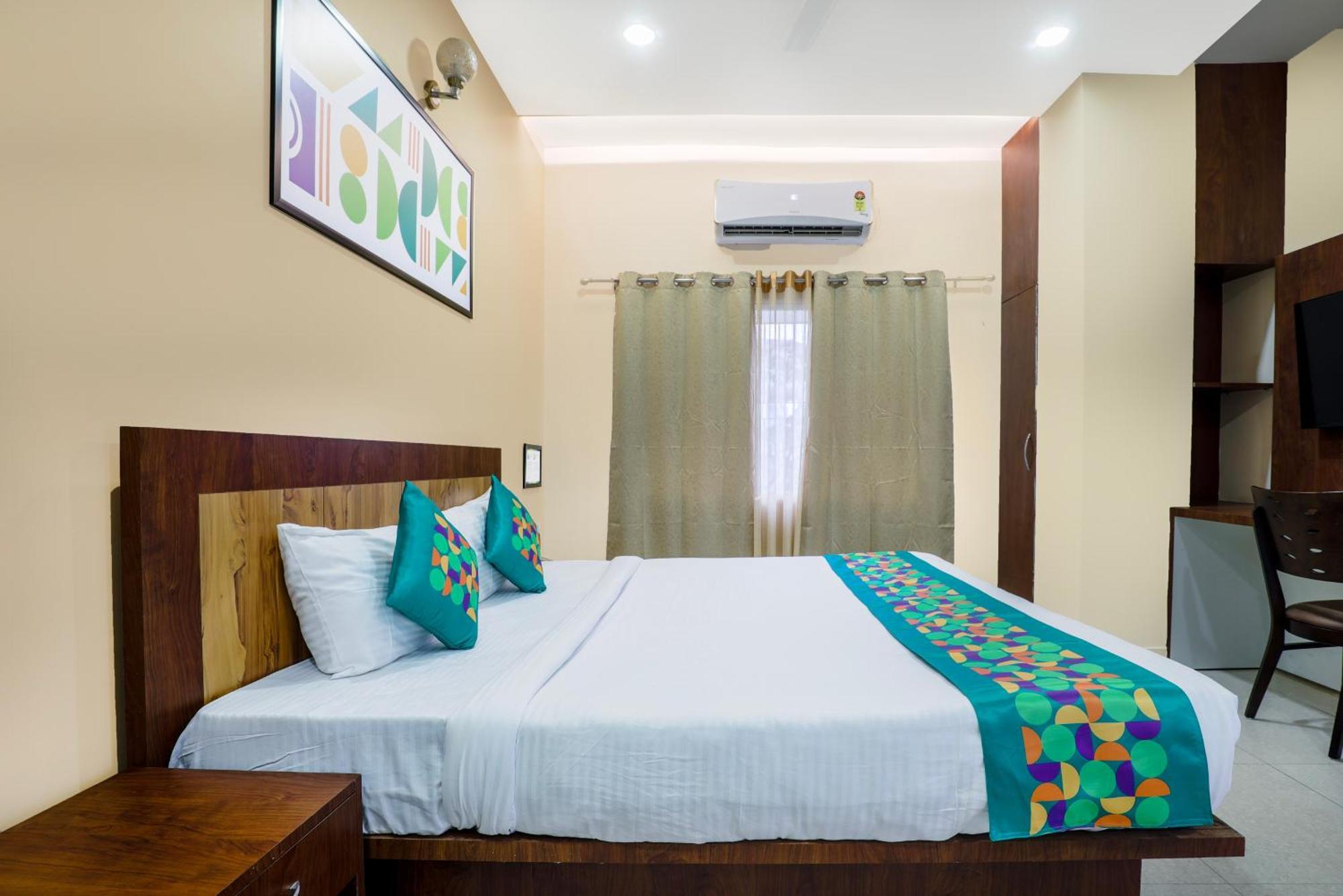 Treebo Urban Oasis Inn Guwahati Exteriör bild